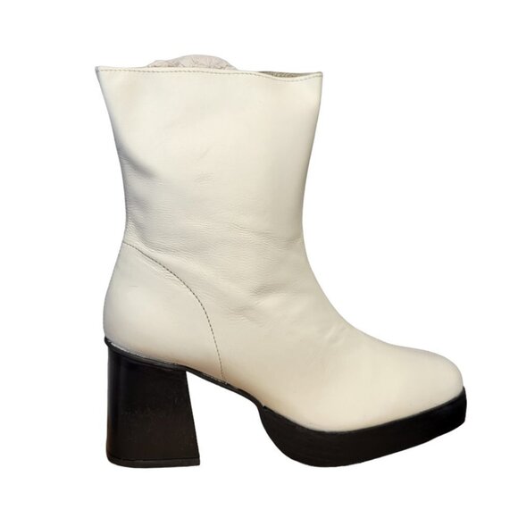 Urban Outfitters Leather Platform Zip  Up Boots Ivory Y2K Size 8 - Picture 1 of 10